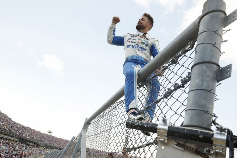 Stenhouse Wins In Photo Finish at Talladega National Racing Network